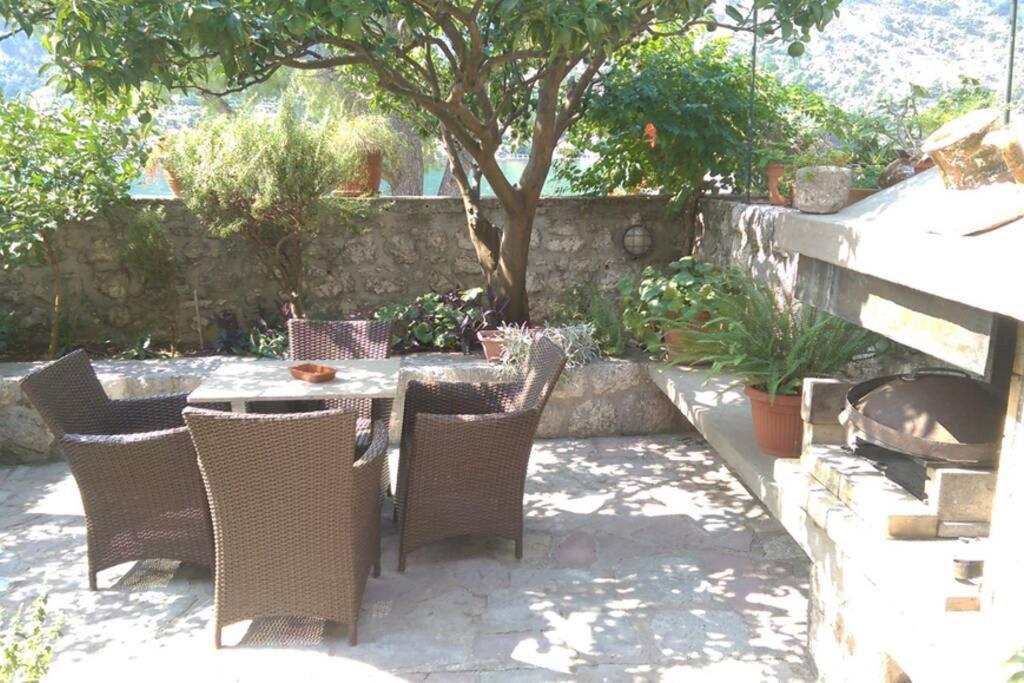 Garden Apartment- Near Sea 2 ドブロタ エクステリア 写真
